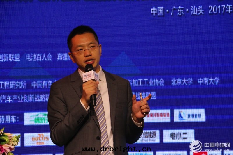 中(zhōng)国国際金(jīn)融有限公(gōng)司投資银(yín)行部(bù)執行總(zǒng)經(jīng)理(lǐ)陳泉(quán)泉(quán) 中(zhōng)国国際金(jīn)融有限公(gōng)司投資银(yín)行部(bù)執行總(zǒng)經(jīng)理(lǐ)陳泉(quán)泉(quán)